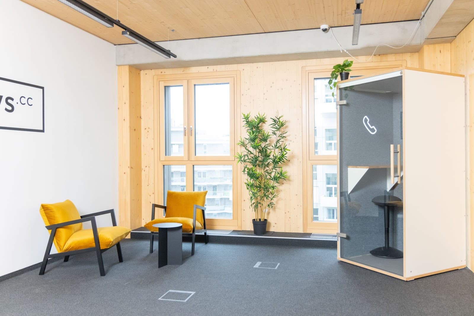 andys.cc - Büros & Coworking in 1220 Wien interior photo 2