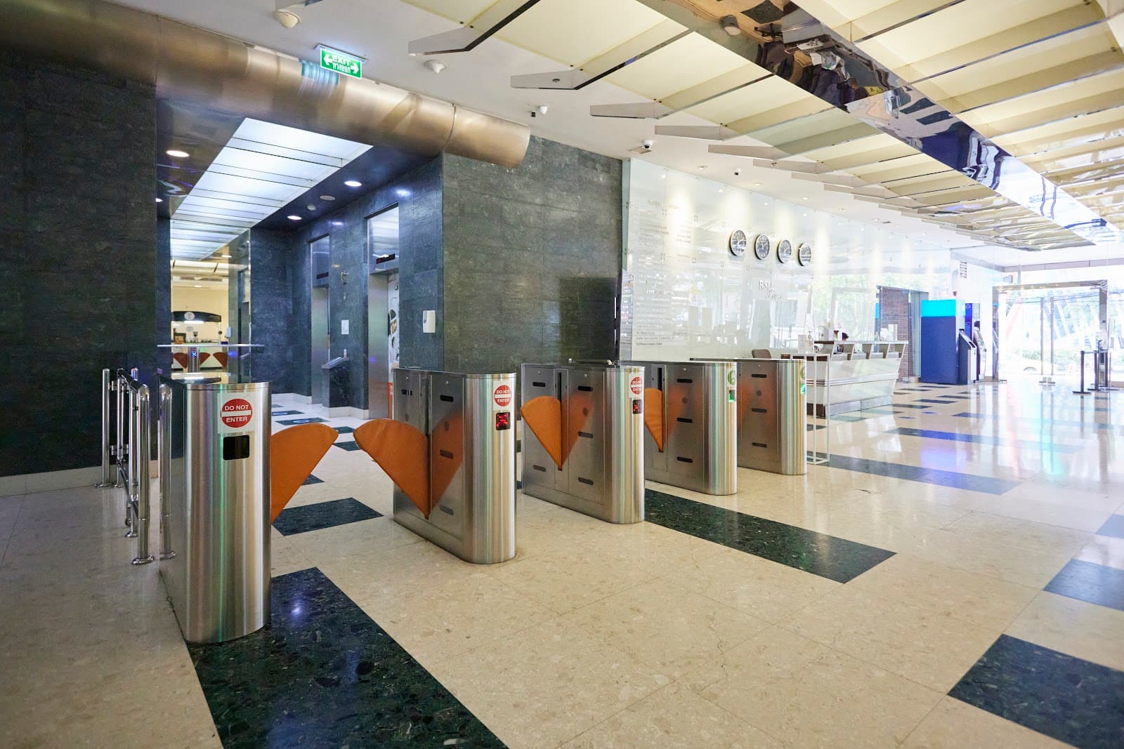 Antares Serviced Offices interior photo 6