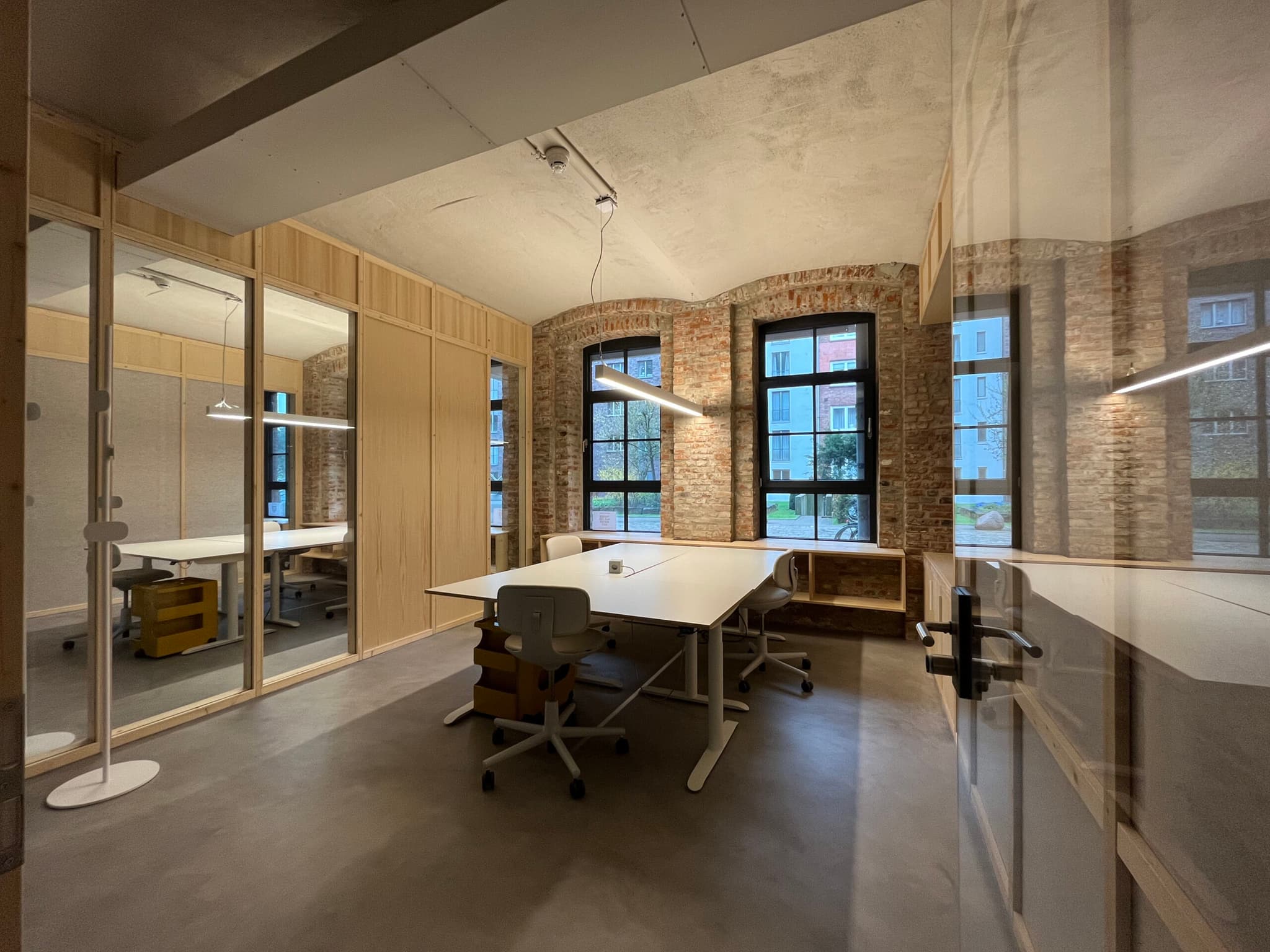 BESPOKE Cowork