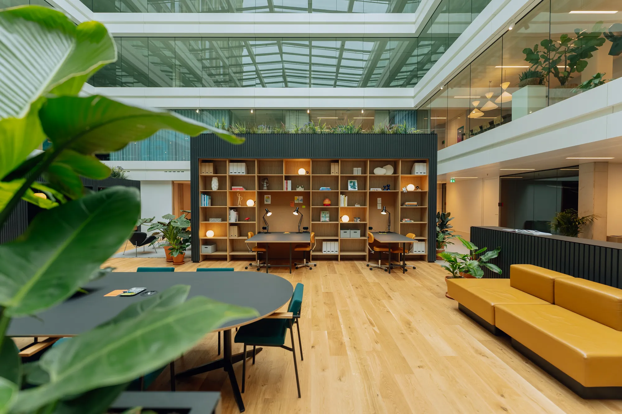 Day Pass at work.club Berghaus interior photo 2