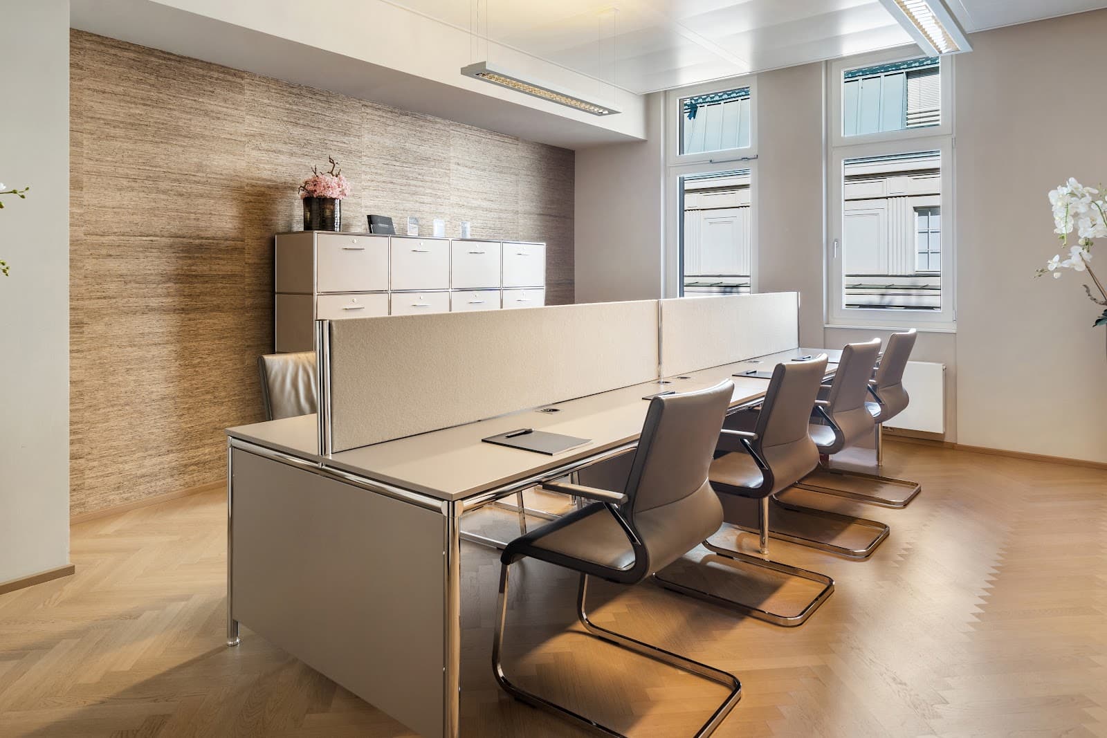 COLLECTION Business Center Wien Goldenes Quartier interior photo 1