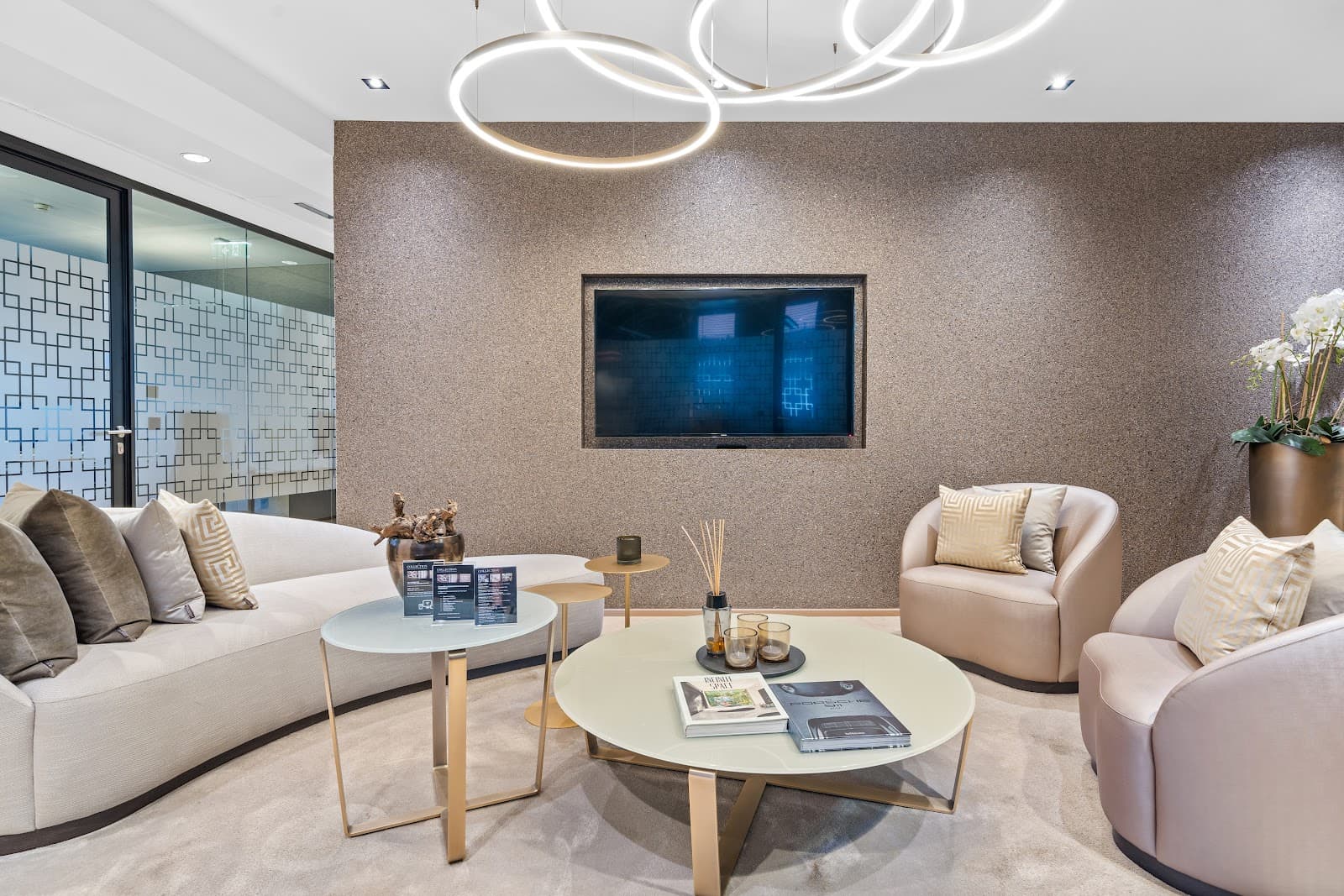 COLLECTION Business Center Wien Goldenes Quartier interior photo 4