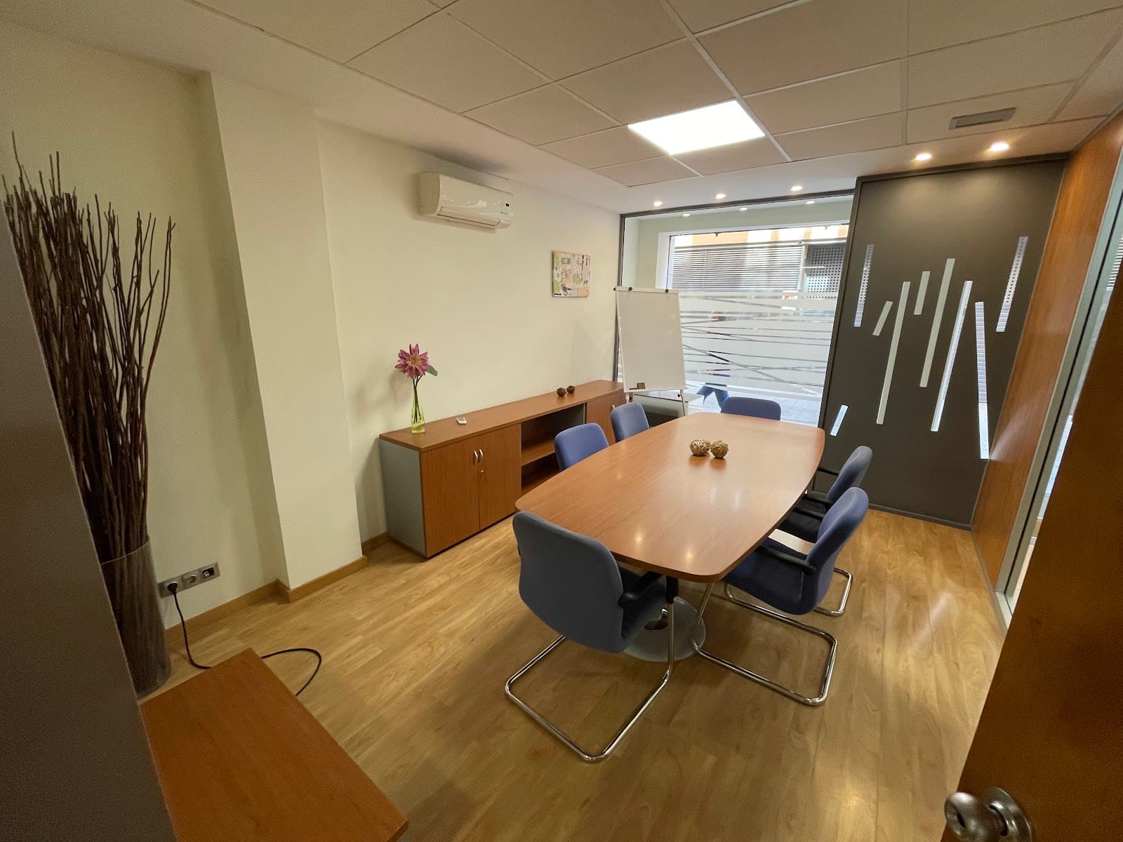 CoWorking Concordia interior photo 2