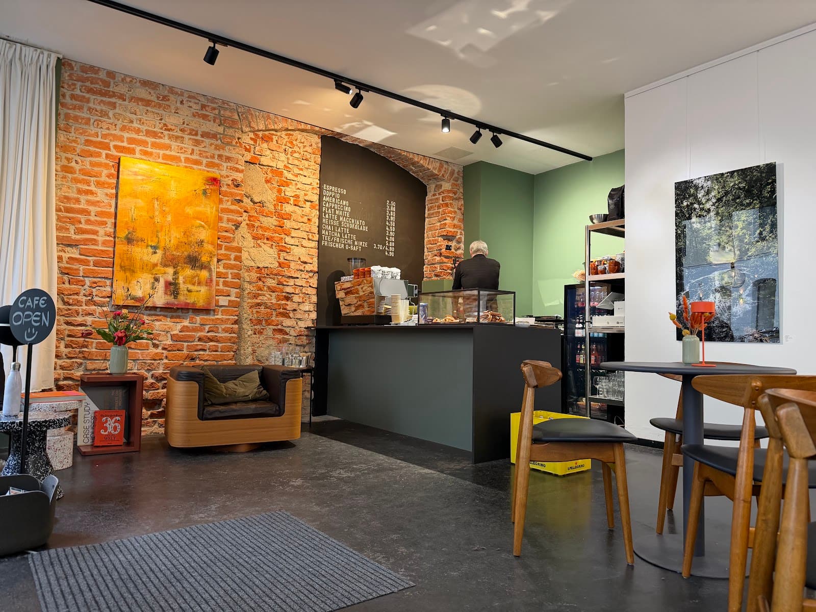 Studio Cafe