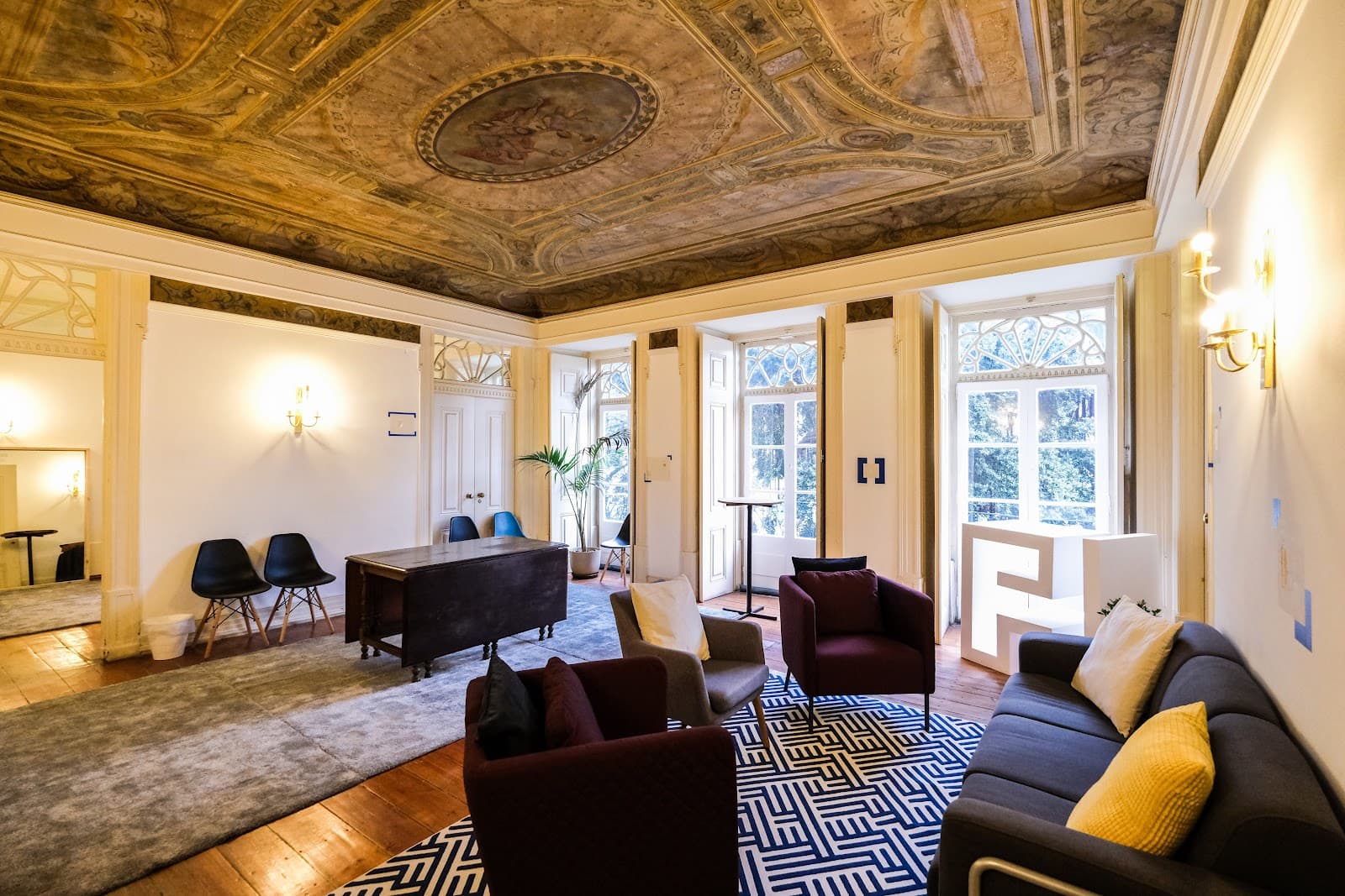 Fintech House Lisboa interior photo 10
