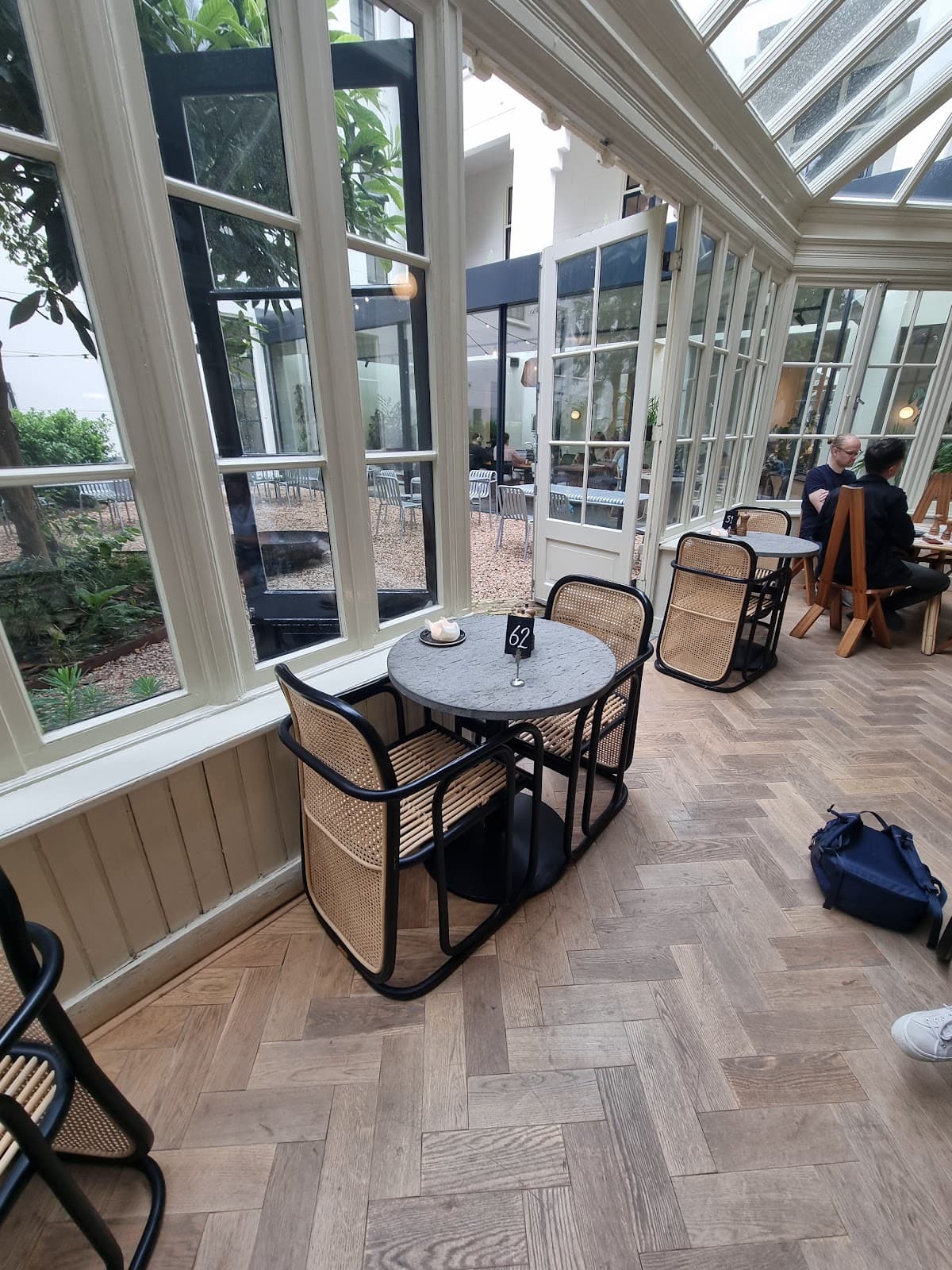 Fosbury & Sons Member club Prinsengracht interior photo 4