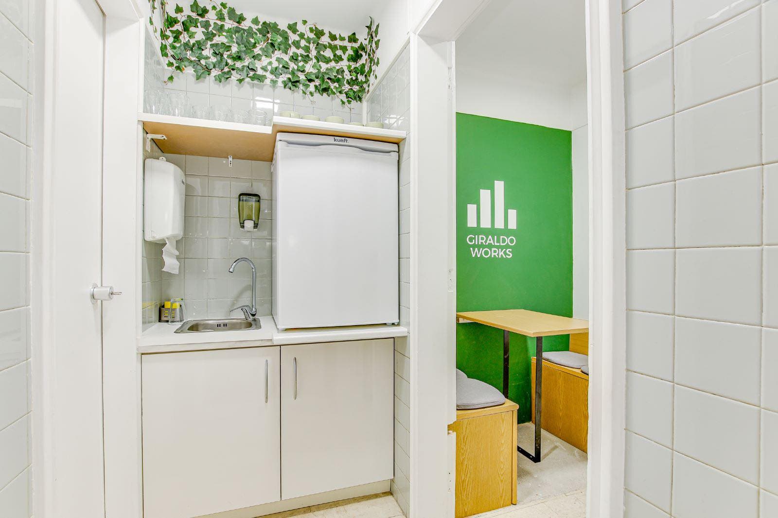 Giraldo Works interior photo 4