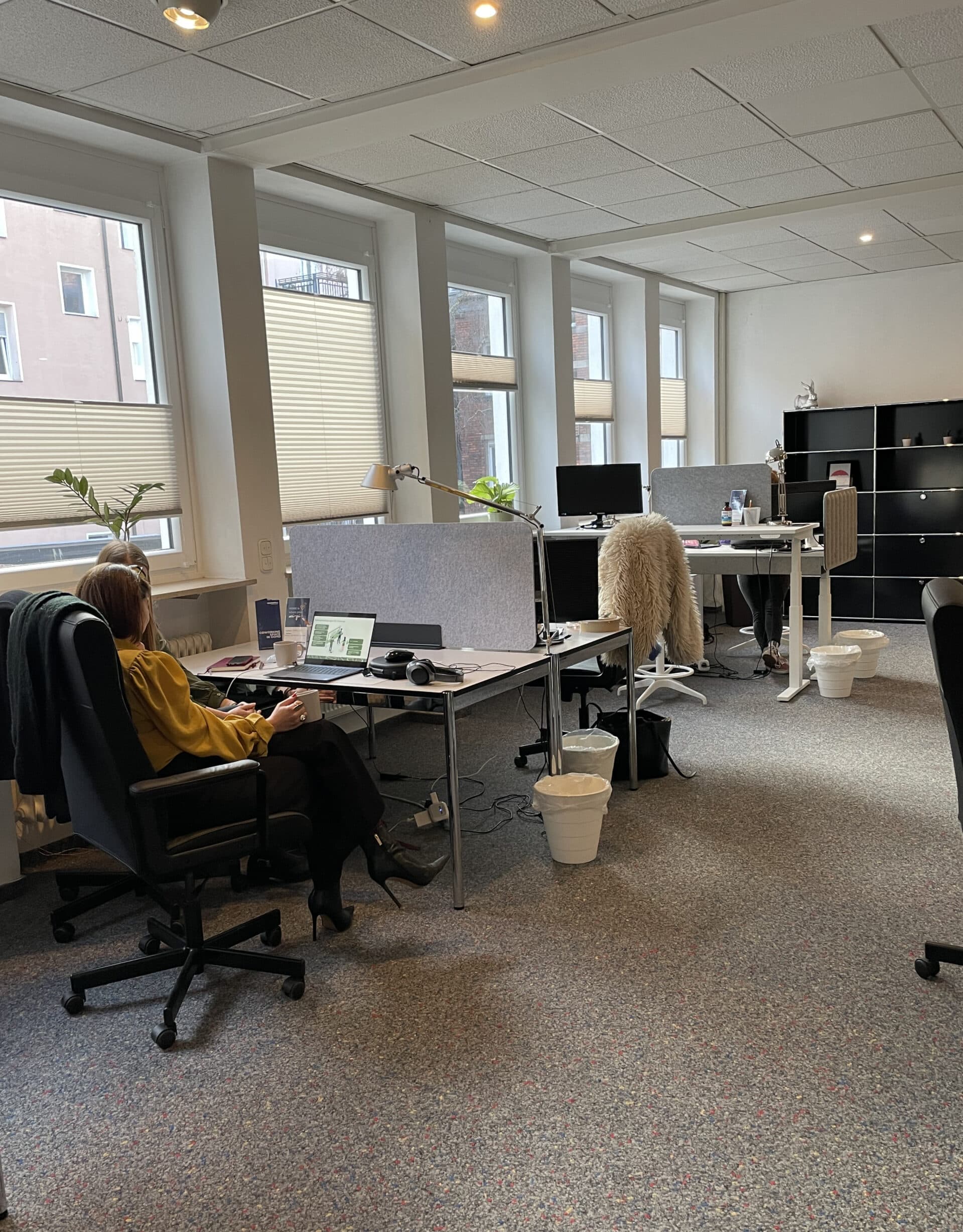 GoHOffice Home for Work interior photo 1