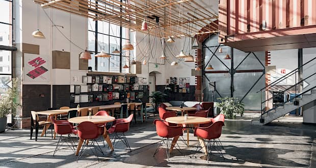 Grünhof Coworking Space Freiburg - Kreativpark Lokhalle interior photo 10
