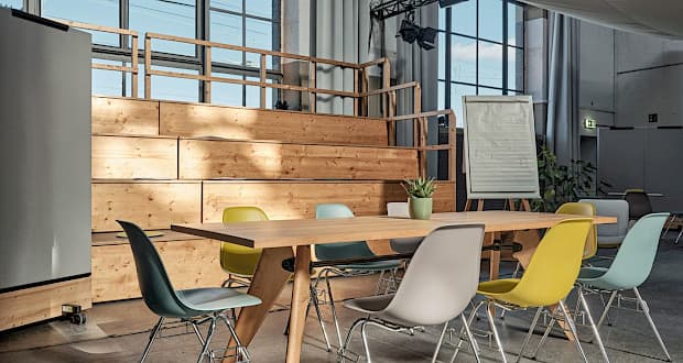 Grünhof Coworking Space Freiburg - Kreativpark Lokhalle interior photo 14