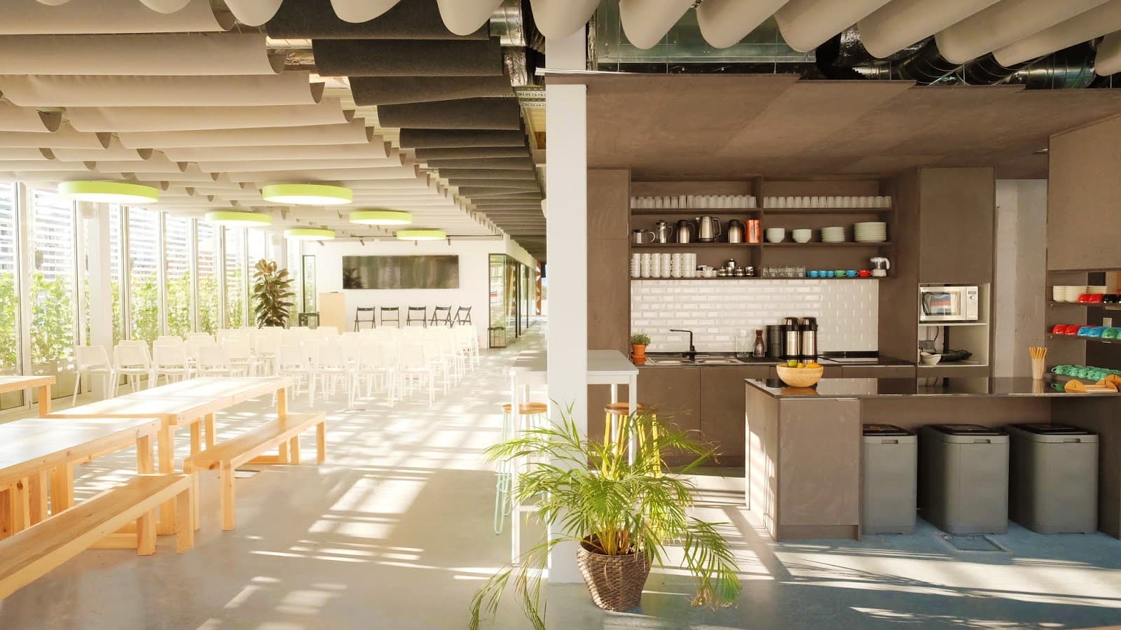 Heden Workspaces - Santa Apolónia interior photo 11