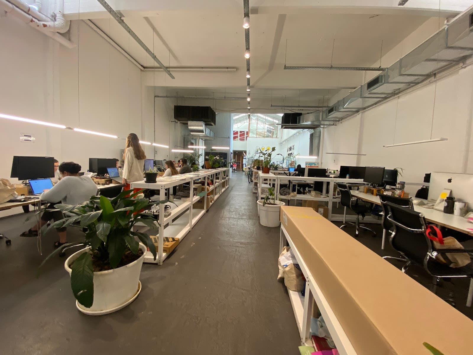 Huerta Coworking interior photo 4