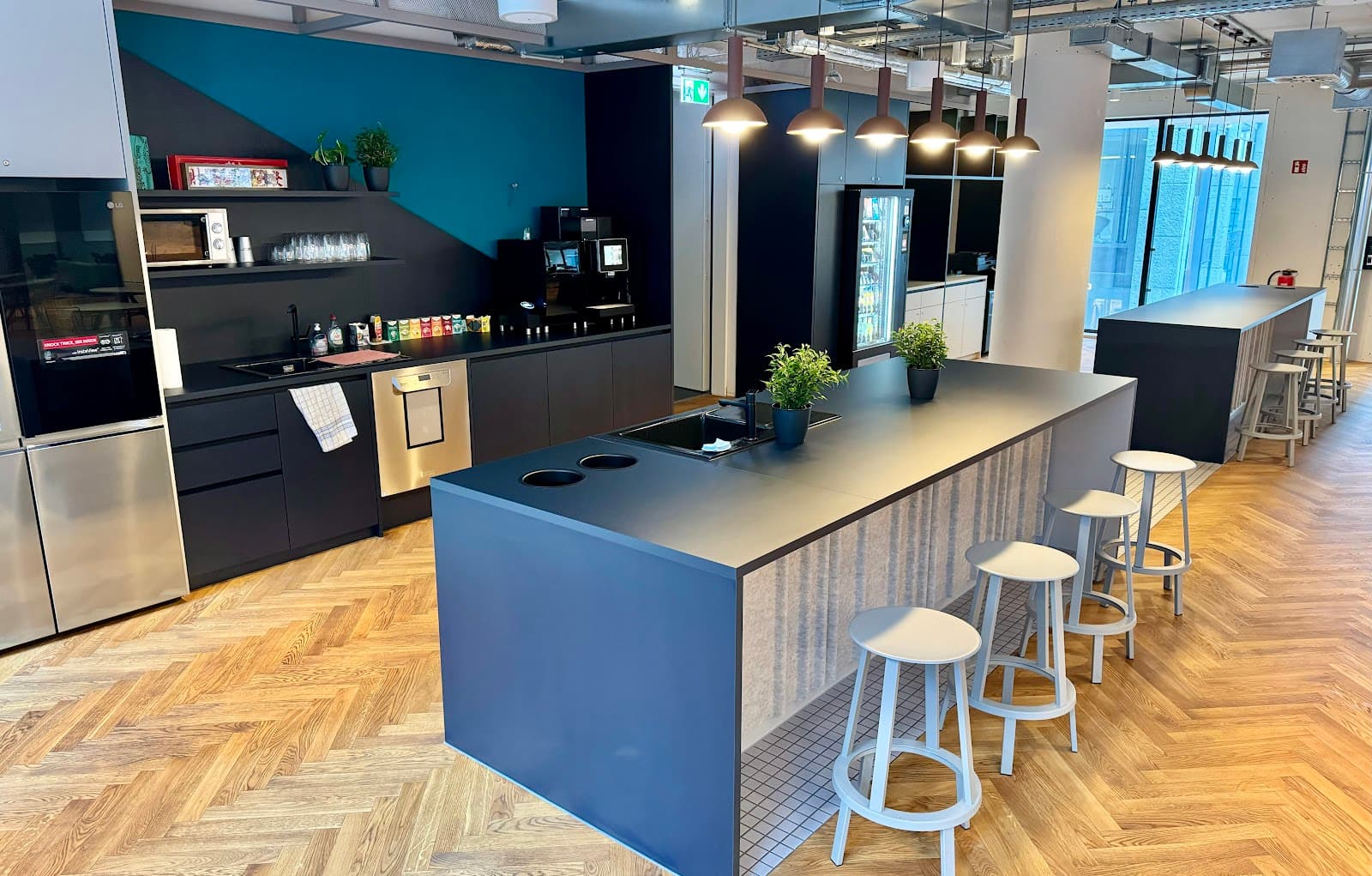 k1 BusinessClub Junghof | Coworking & Private Offices interior photo 2