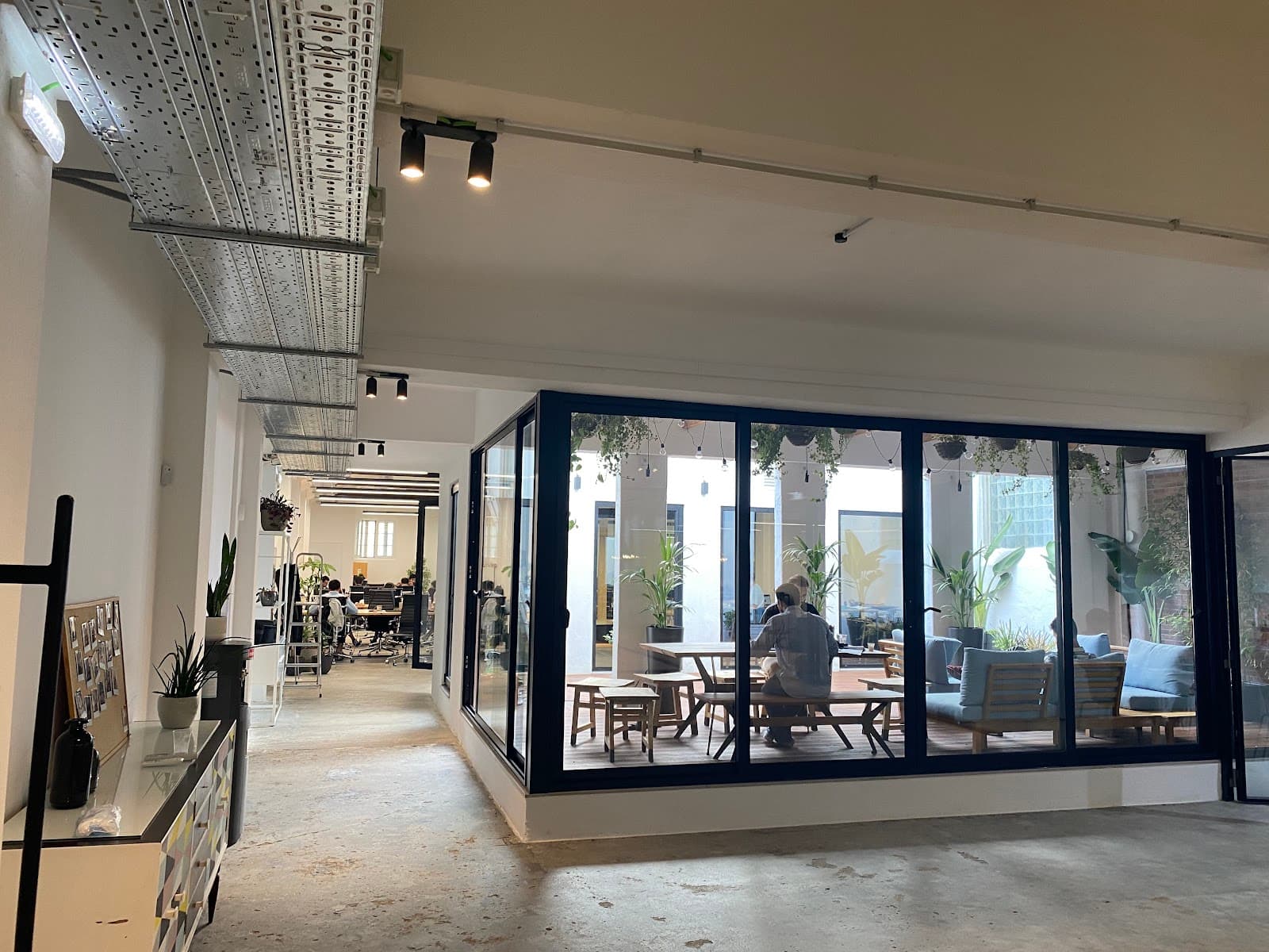 Kube Coworking | Lisboa interior photo 3