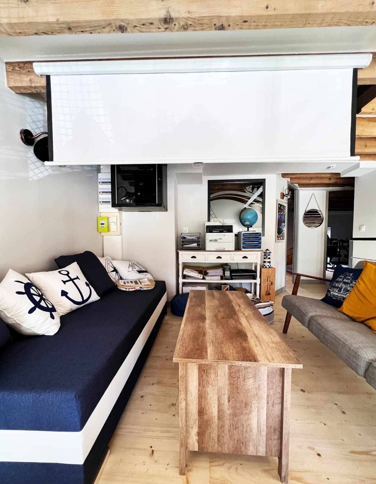 L'Equipage coworking interior photo 3