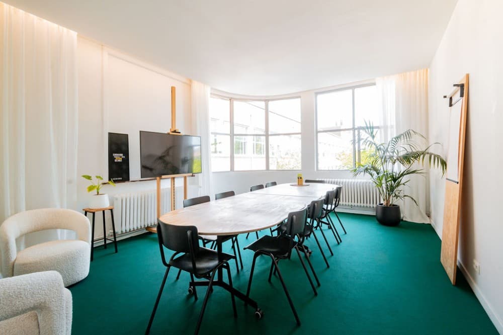 LikeBirds coworking Gent interior photo 3