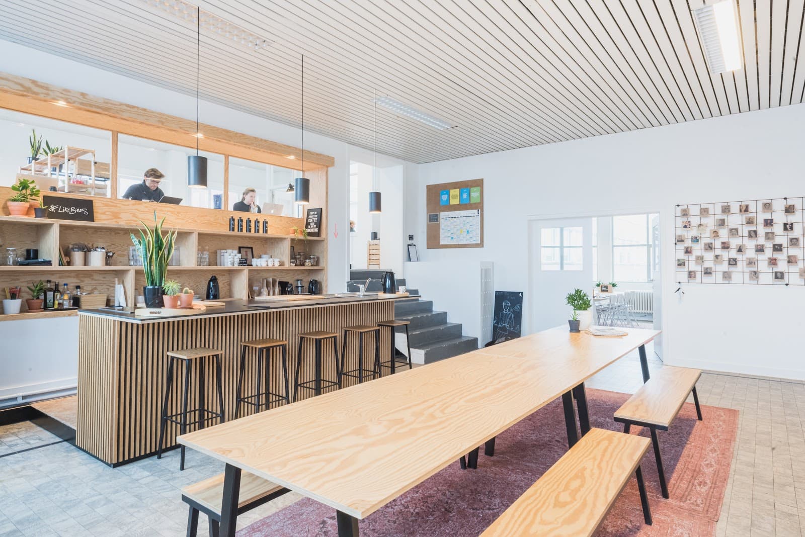 LikeBirds coworking Gent interior photo 8