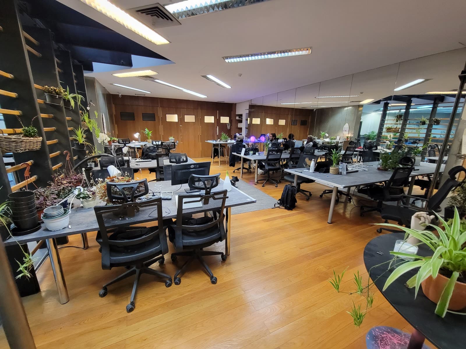 Lisbon-Cowork interior photo 3