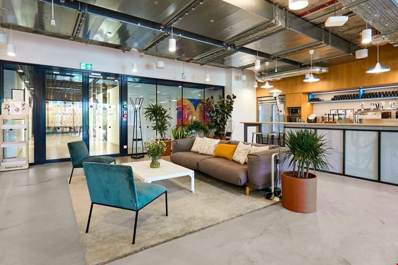 WeWork Grzybowska 62 interior photo 7