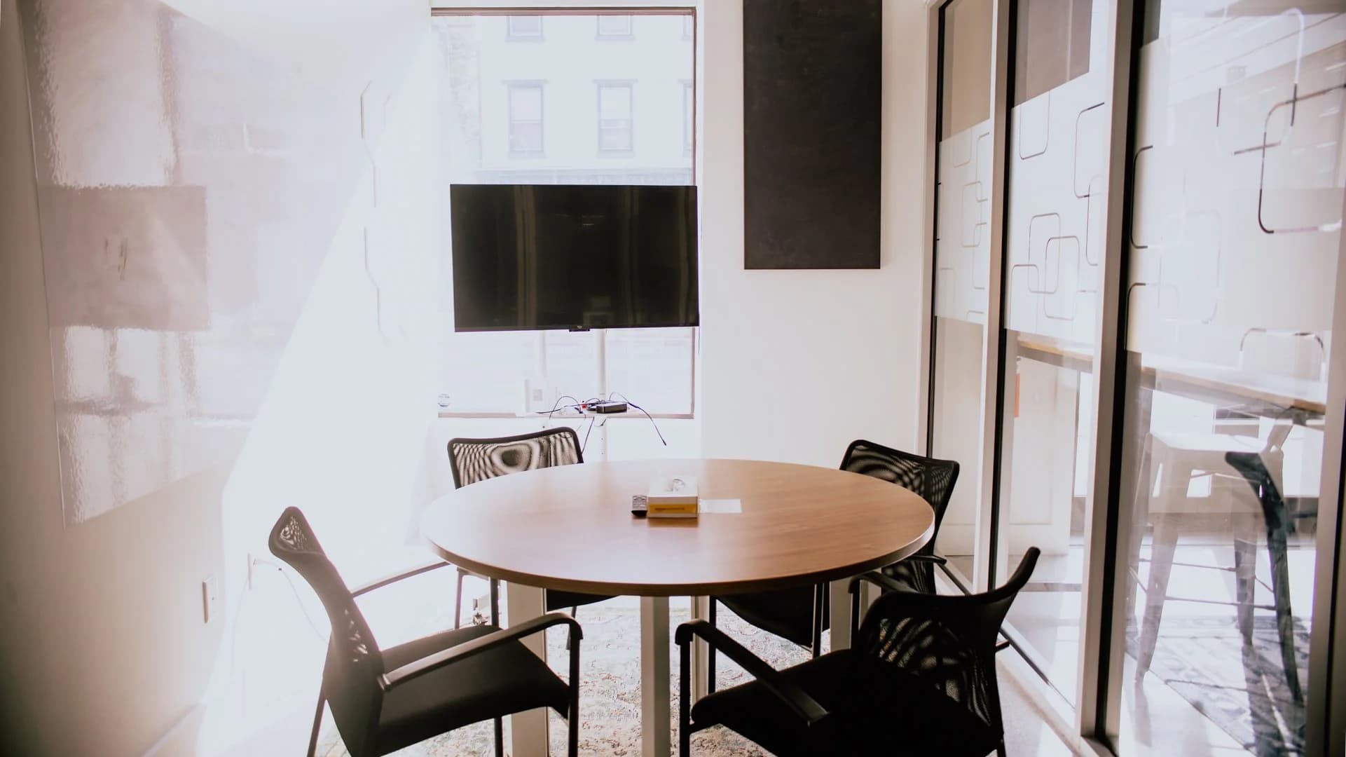 Pursuit Coworking interior photo 9