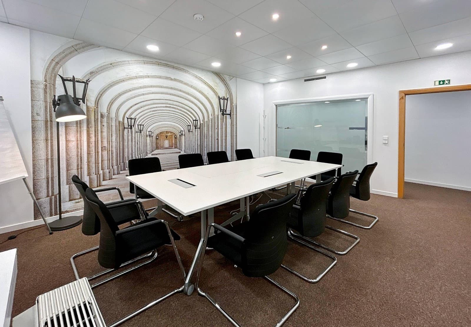 Regus - Lisbon Torres de Lisboa interior photo 6