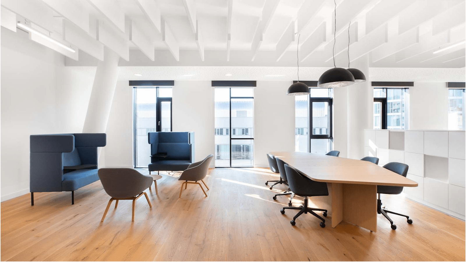 Regus Messecarree interior photo 1