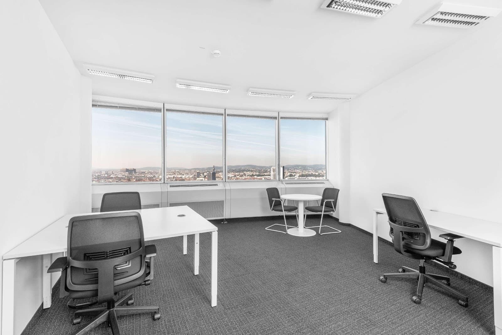 Regus Millennium Tower interior photo 4