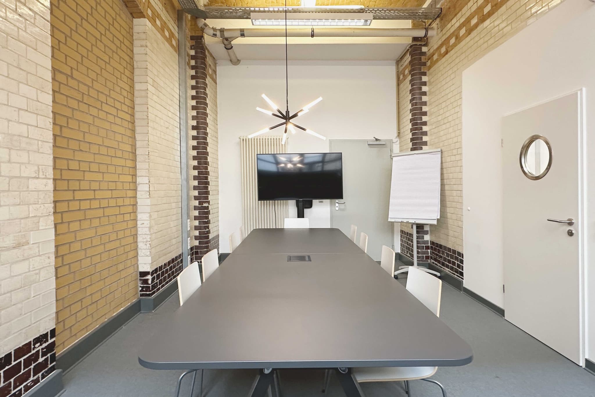 Scaling Spaces - Gerichtstrasse interior photo 5