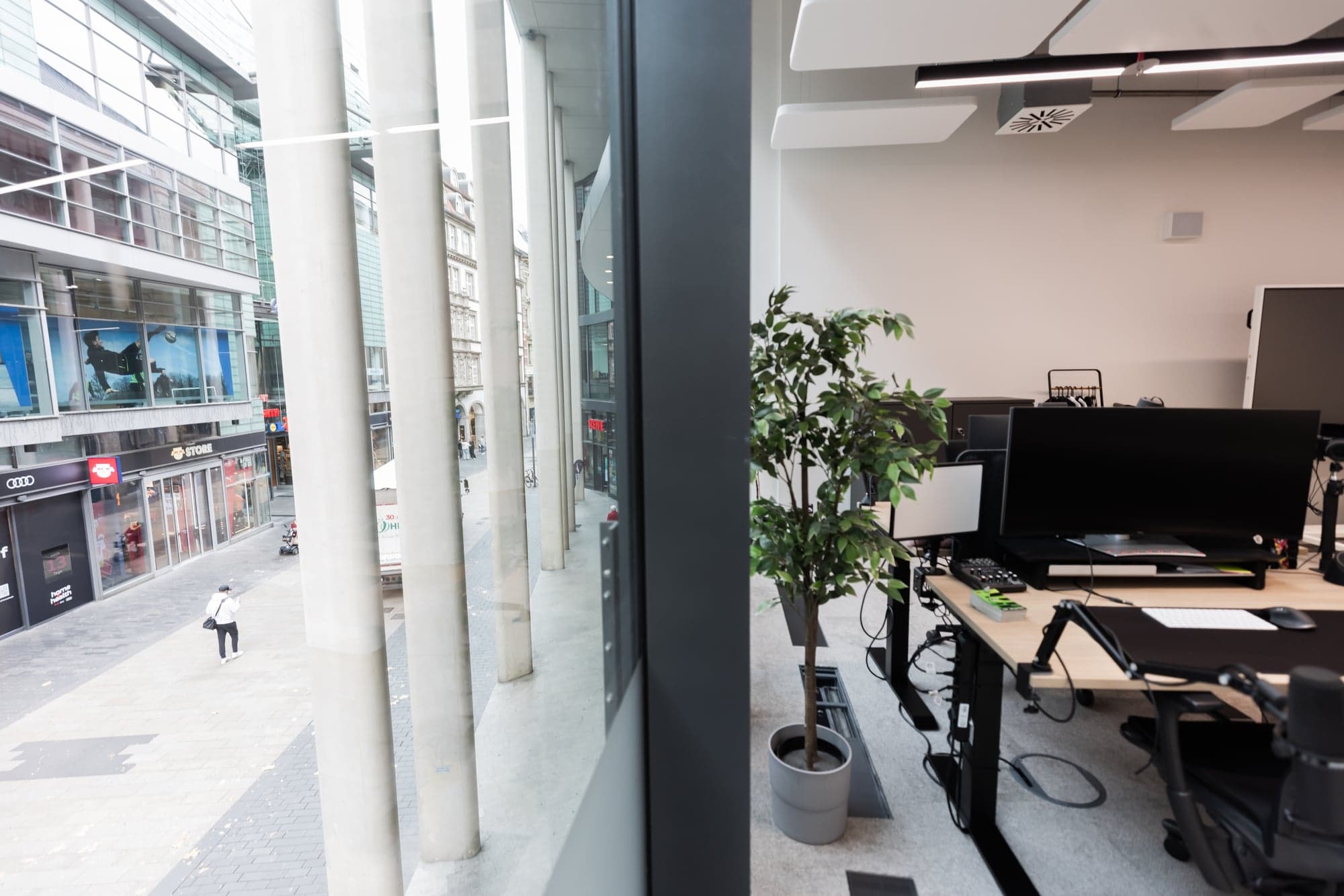 Day Pass at Scaling Spaces - Neo Leipzig interior photo 6