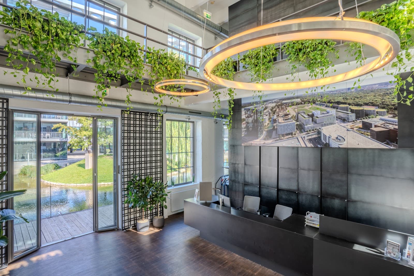 Startup House | by Lumia - Coworking Space interior photo 9