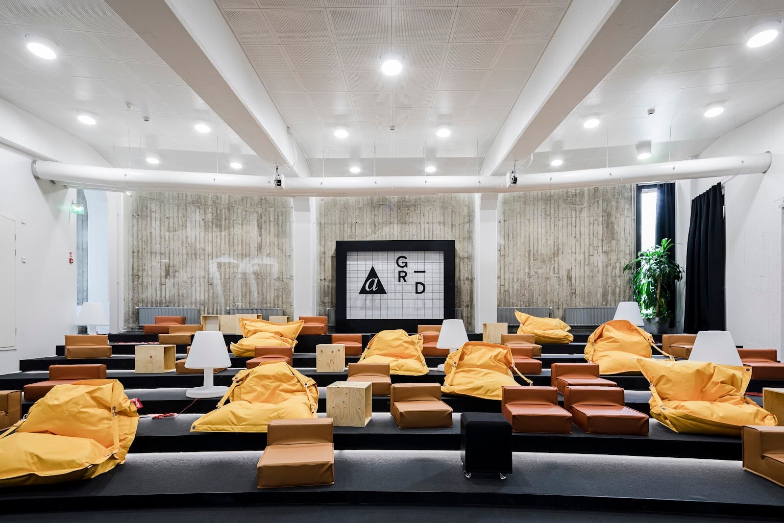 Startup hub A Grid
