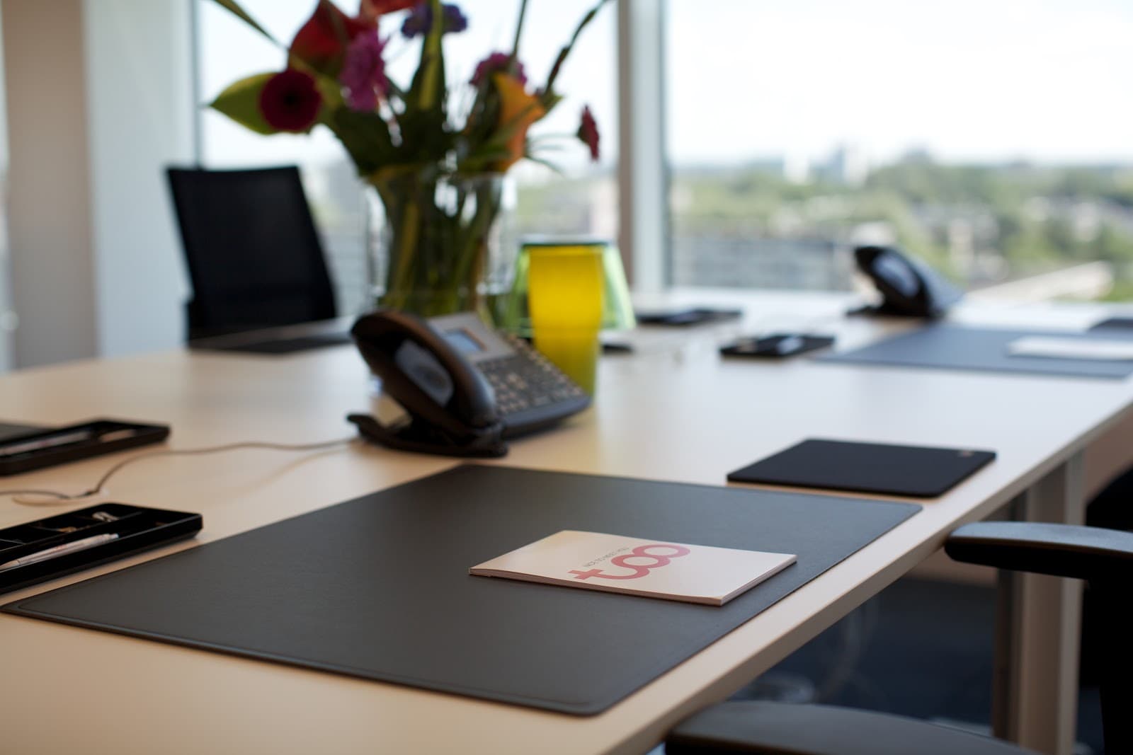 The Office Operators Amsterdam Zuidas interior photo 3