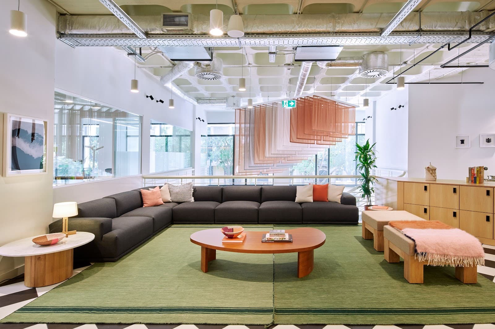 WeWork 50 R. Alexandre Herculano interior photo 9