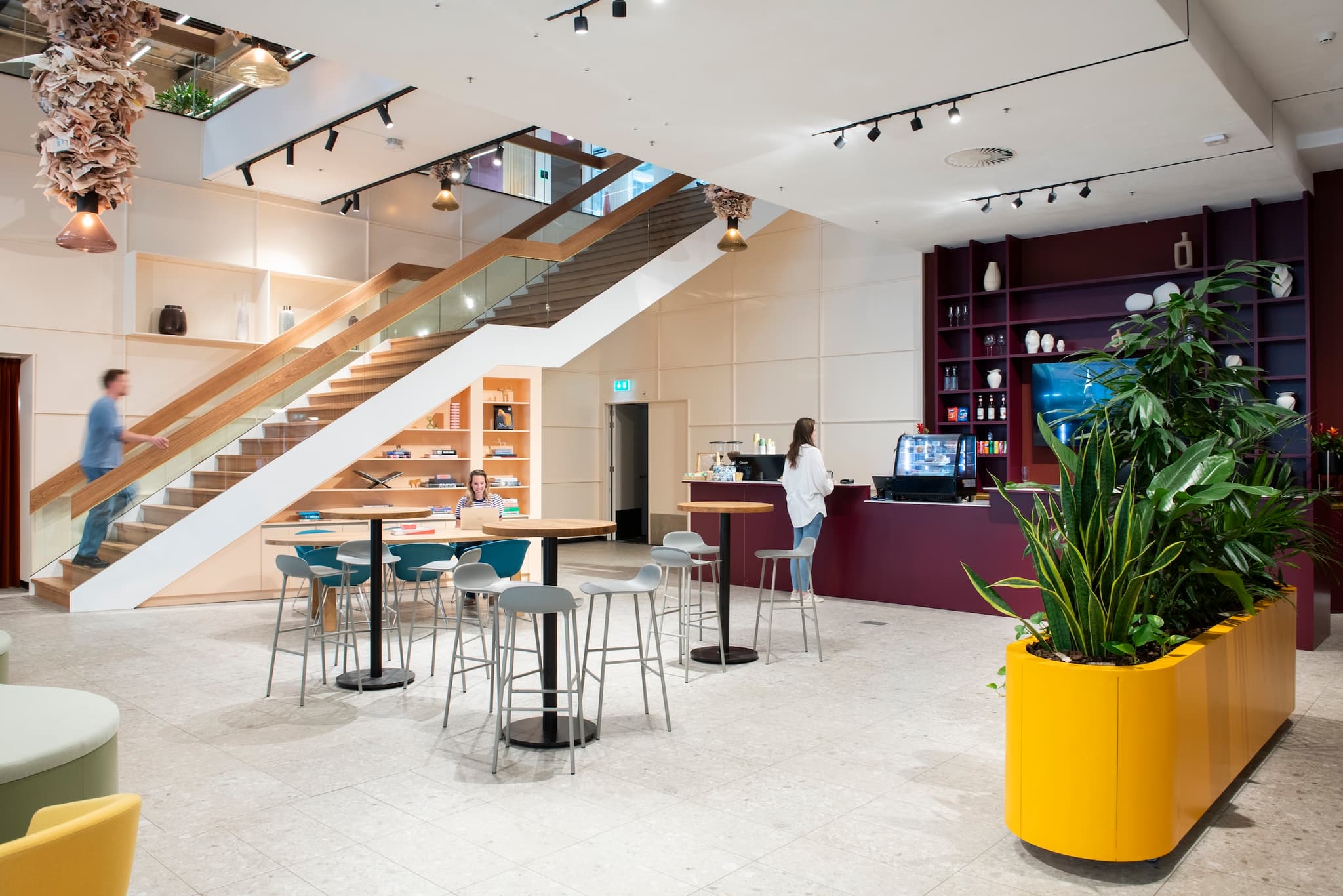 Day Pass at work.club Cityside interior photo 5