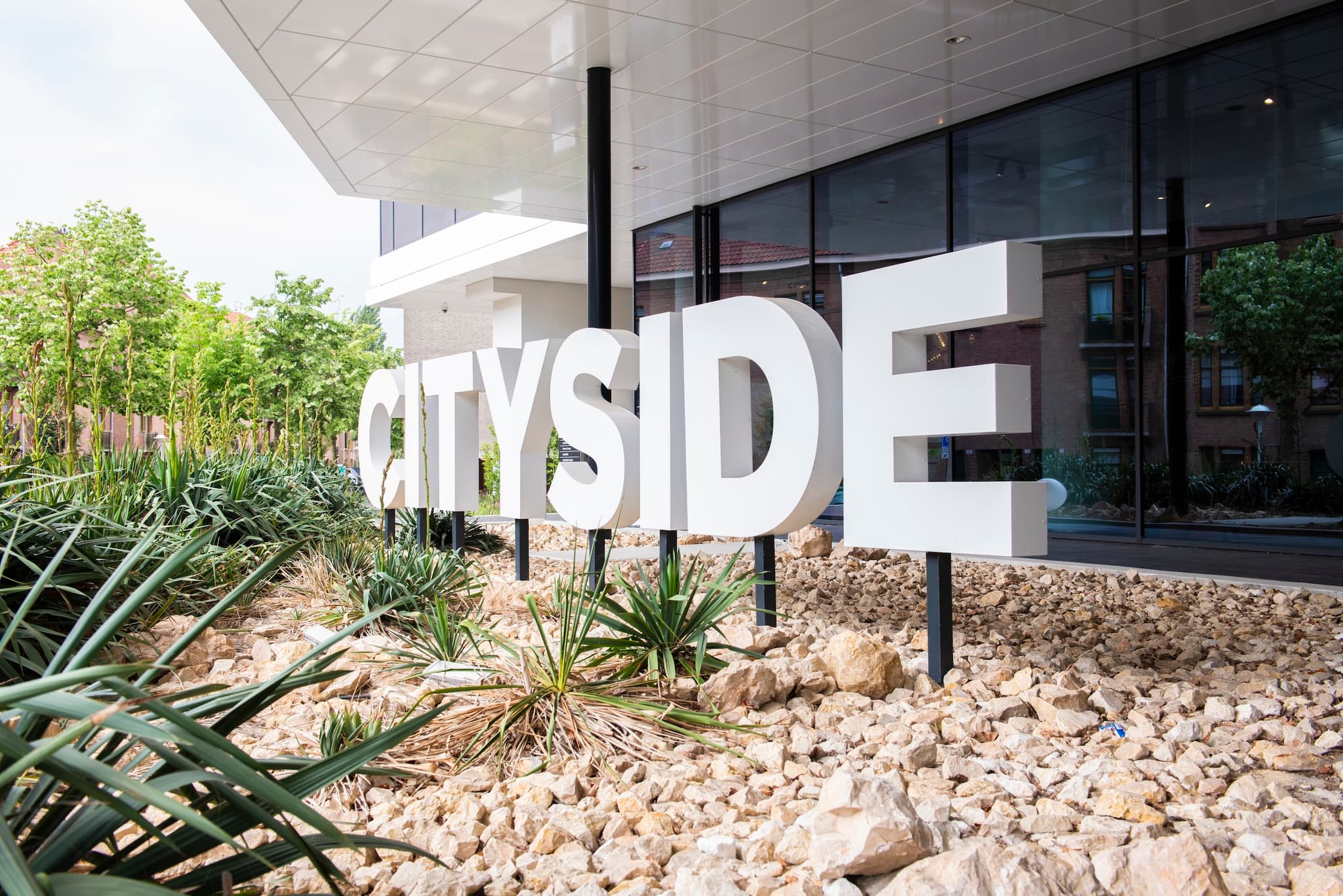 Day Pass at work.club Cityside interior photo 6