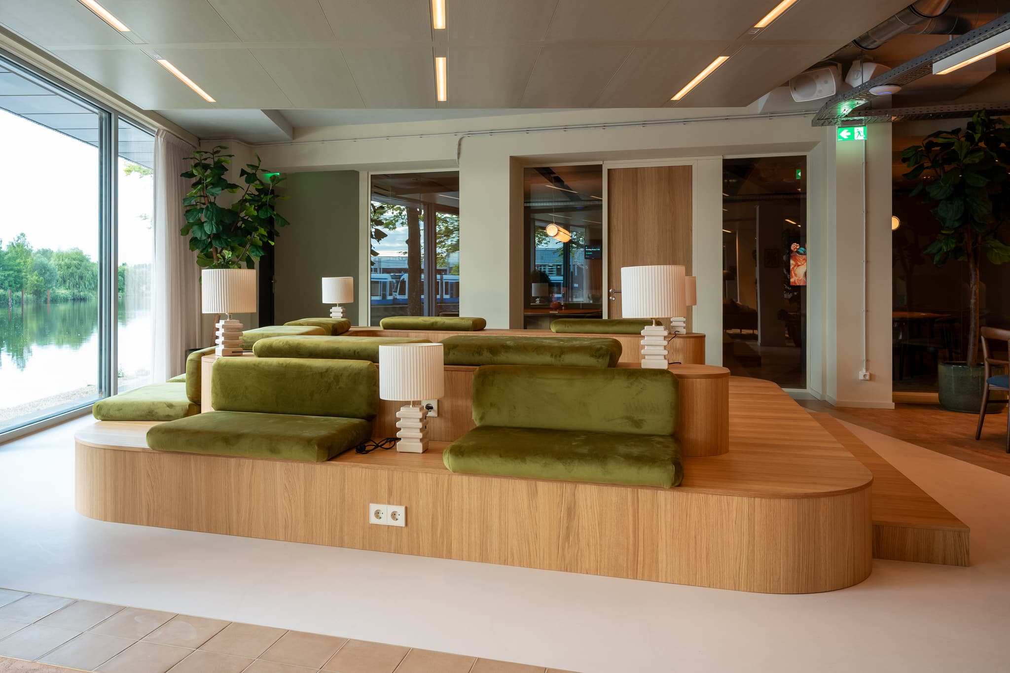 Day Pass at work.club Club-Staal interior photo 6