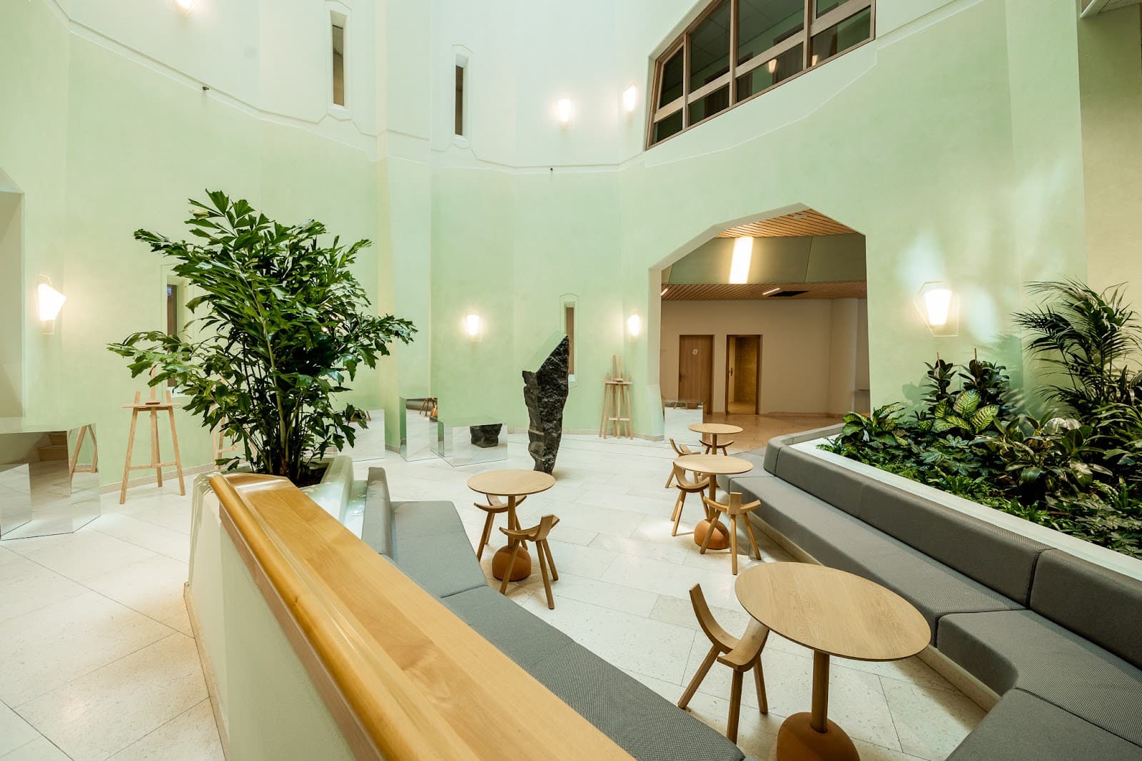 Day Pass at work.club Zandkasteel Amsterdam interior photo 4