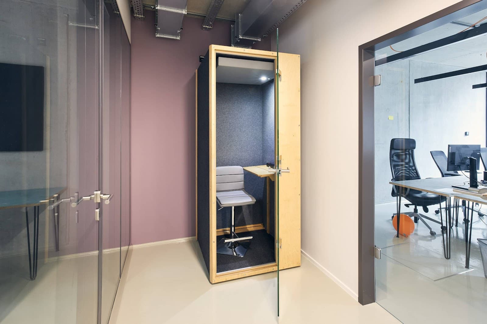 Workspaces Berlin – Moritzplatz interior photo 5