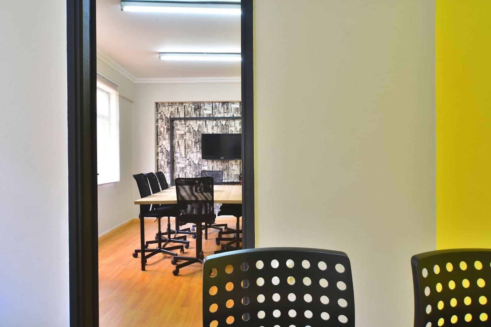 WorkSpot CoWorking Space interior photo 4