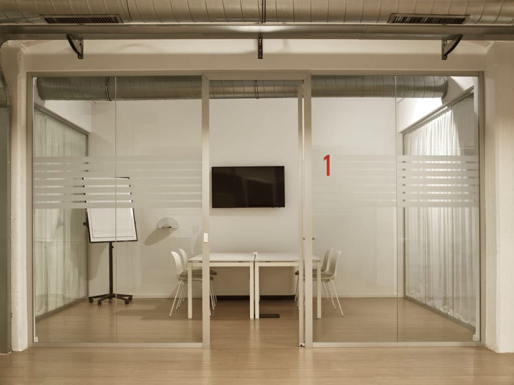 YoRoom Coworking & Office interior photo 8