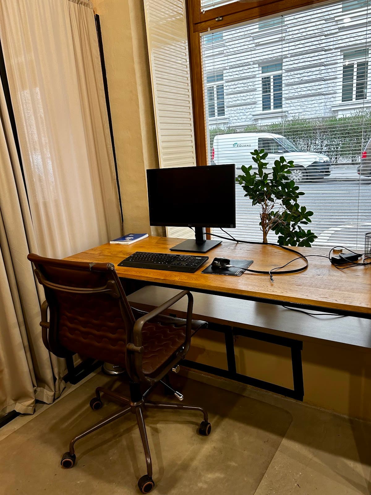 ZI8 Coworking und Event Space interior photo 3