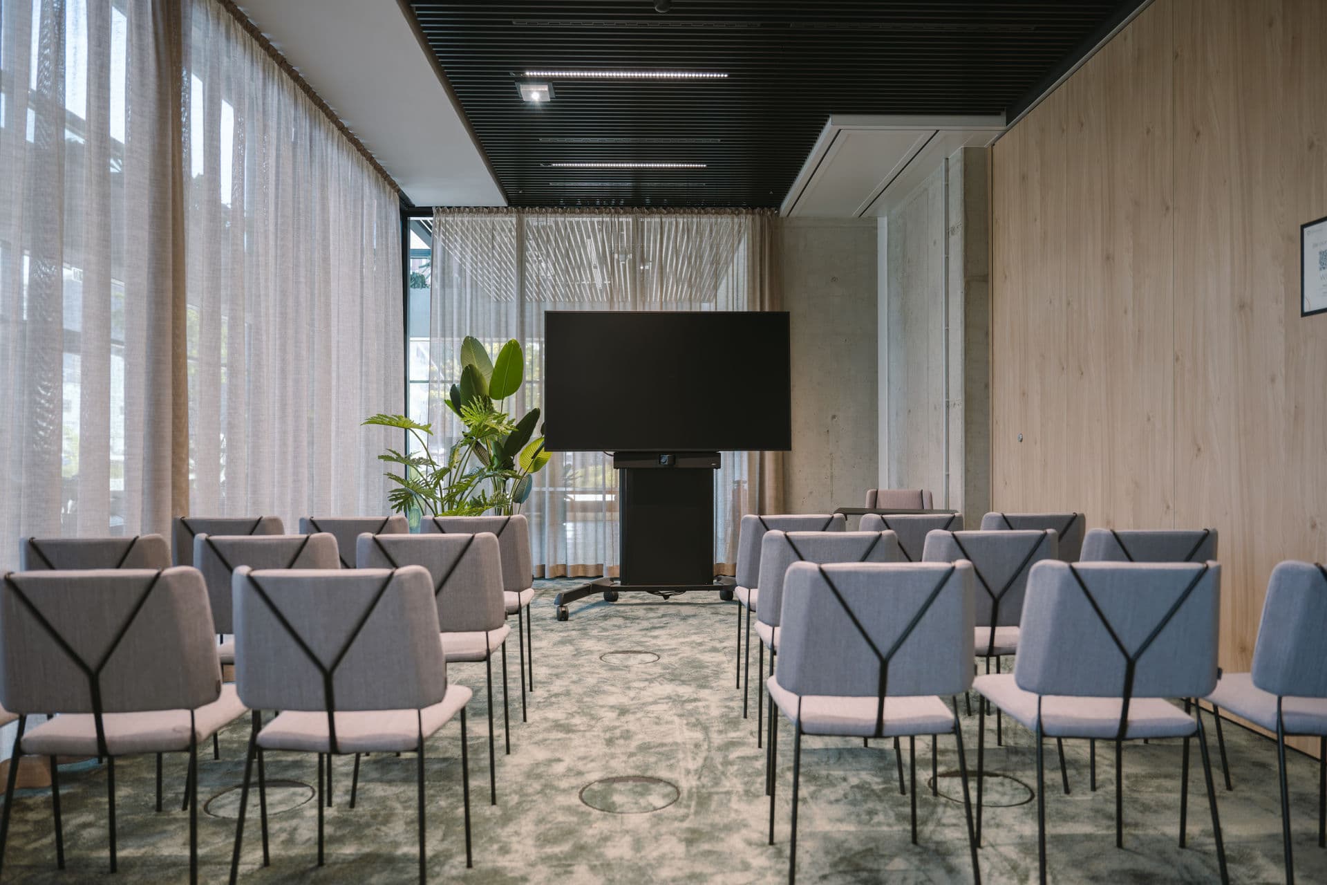 Meeting Room 0.1 B interior photo 1