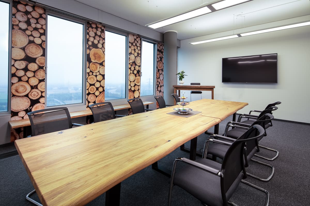 Holz interior photo 1