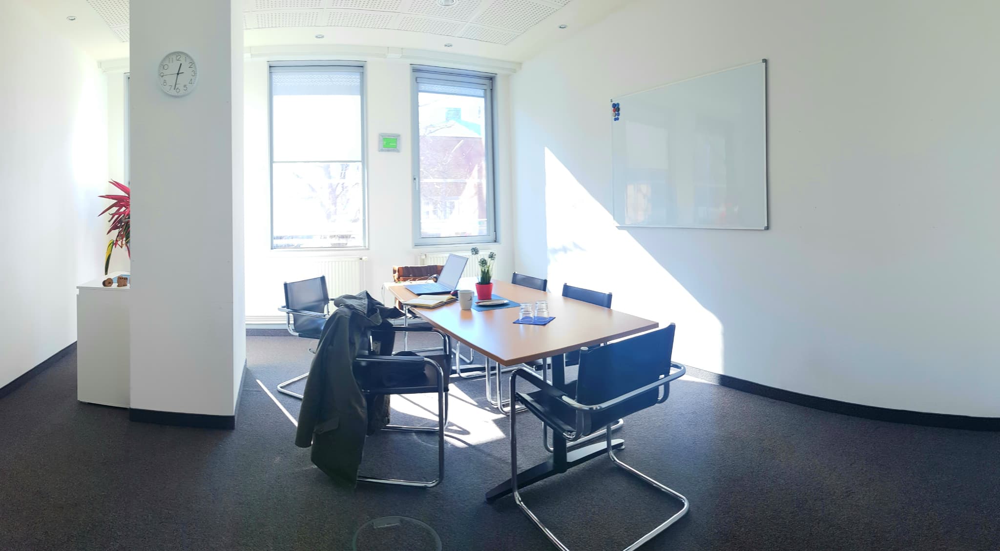 Meeting Room interior photo 3