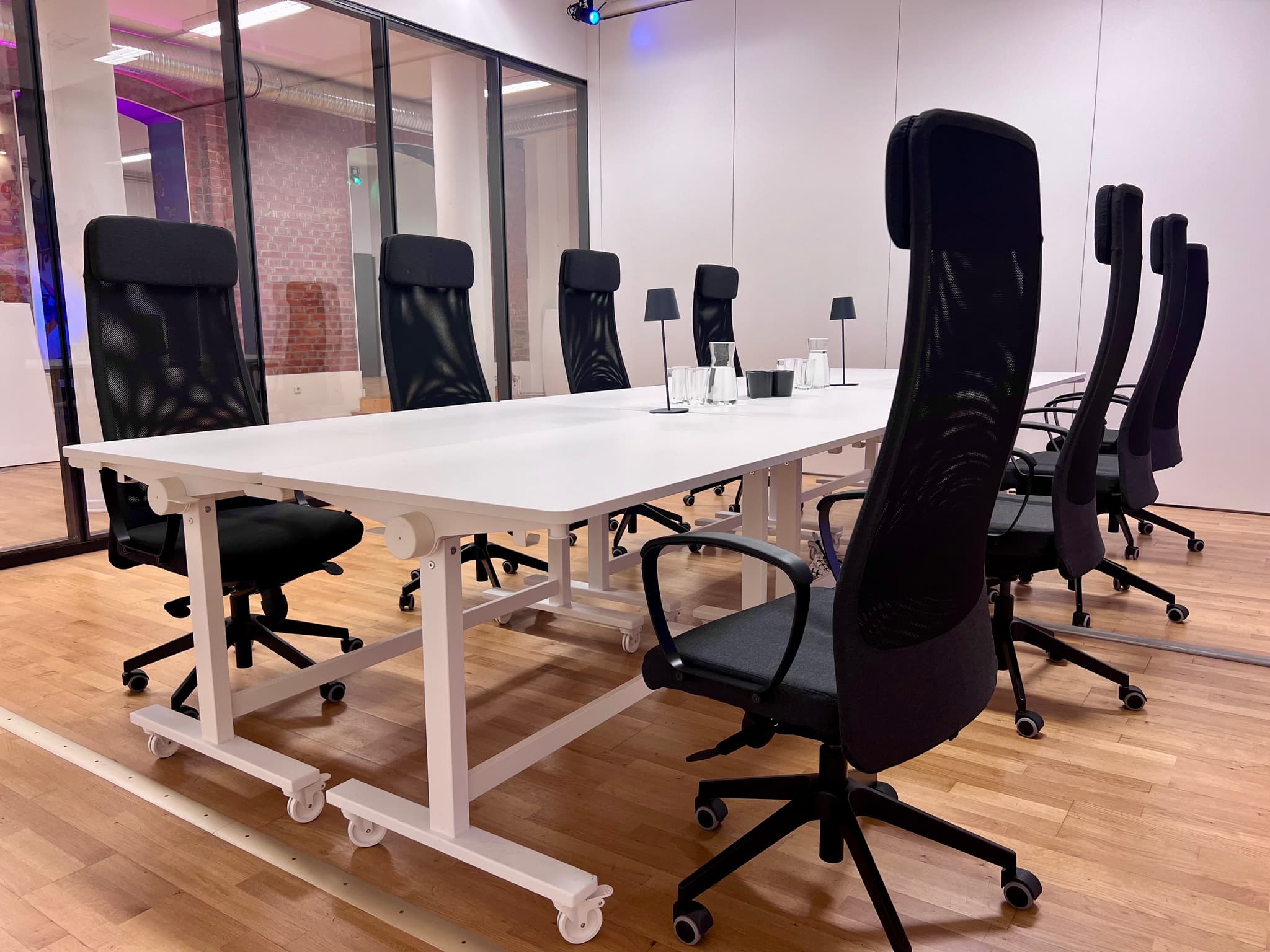 Meetingroom (large) interior photo 3