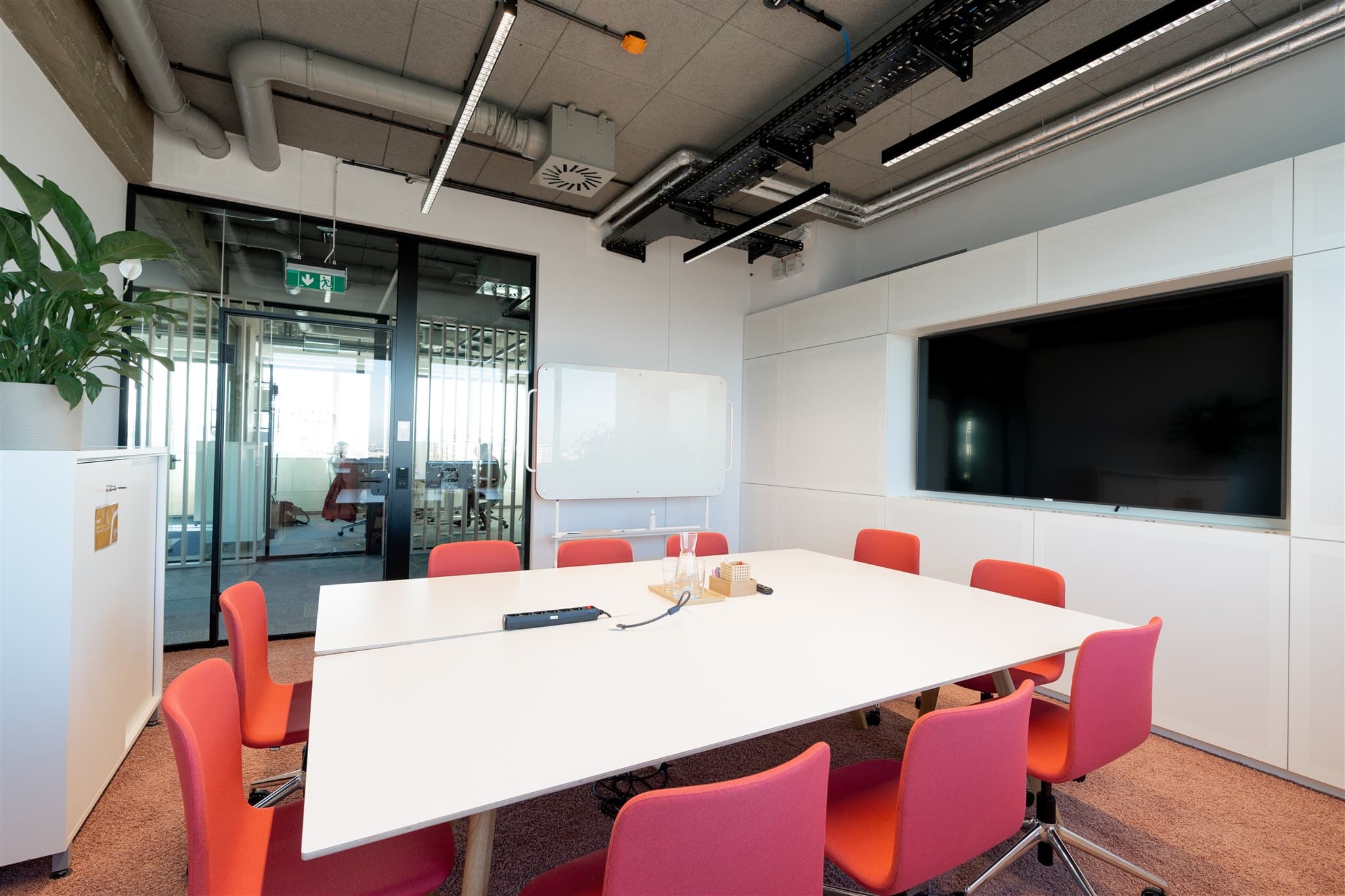 Leuven interior photo 2