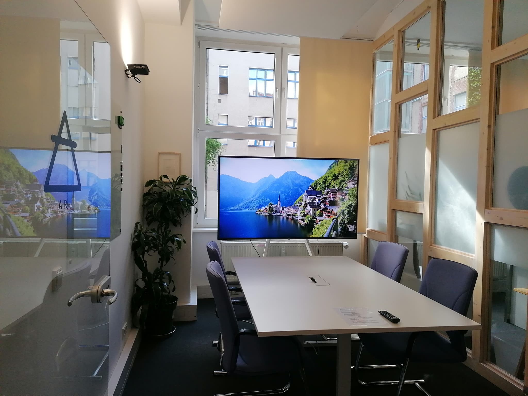Air - 1st Floor, Belziger Str. 71, 10823 Berlin-Schöneberg