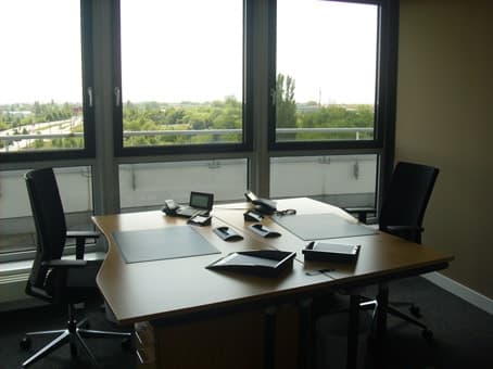 Regus Leipzig Arcus Park interior photo 5