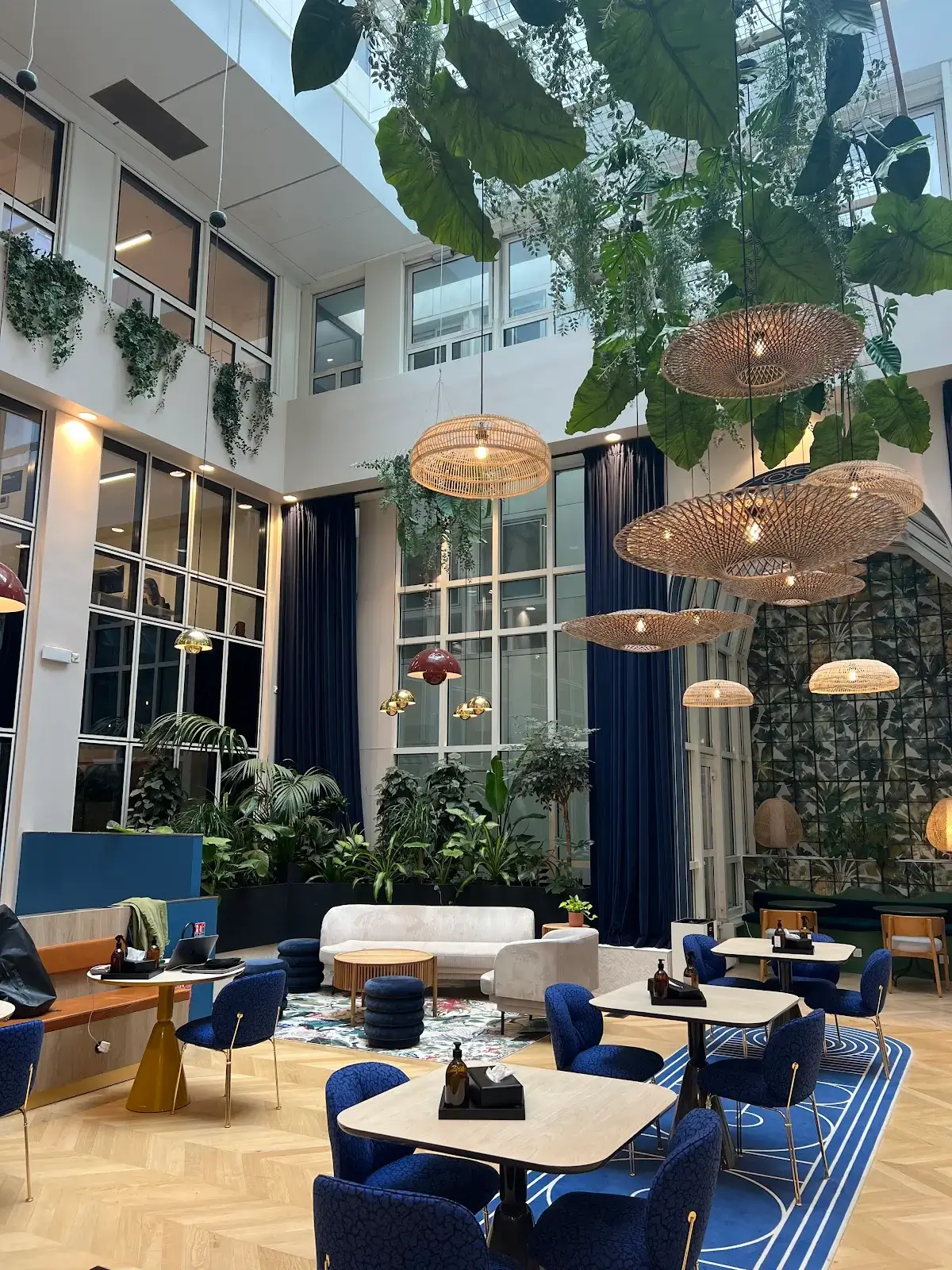 Morning, Pont de l'Alma interior photo 11