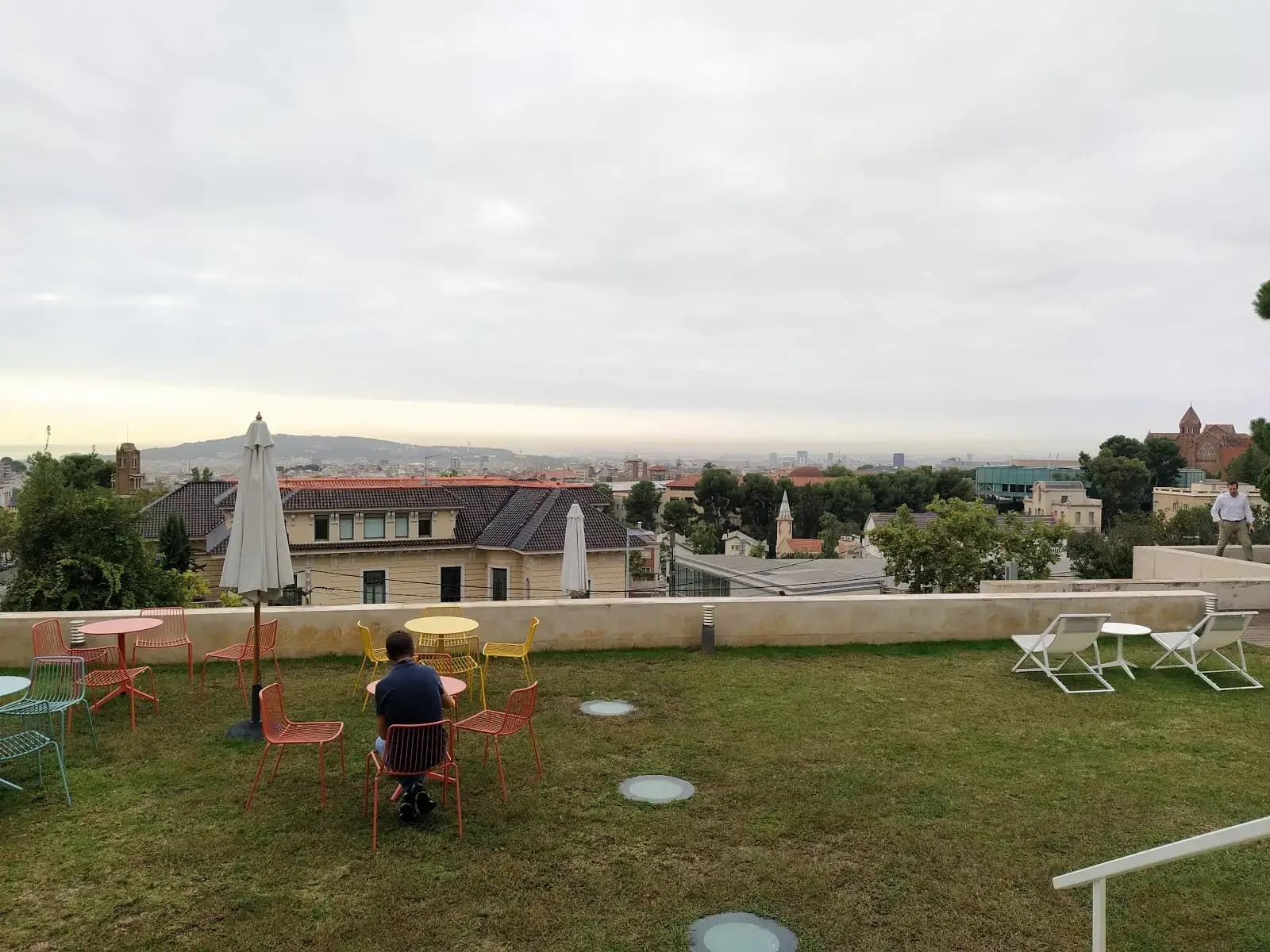 Monday Tibidabo interior photo 5